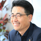 Tony Kyungil Lee